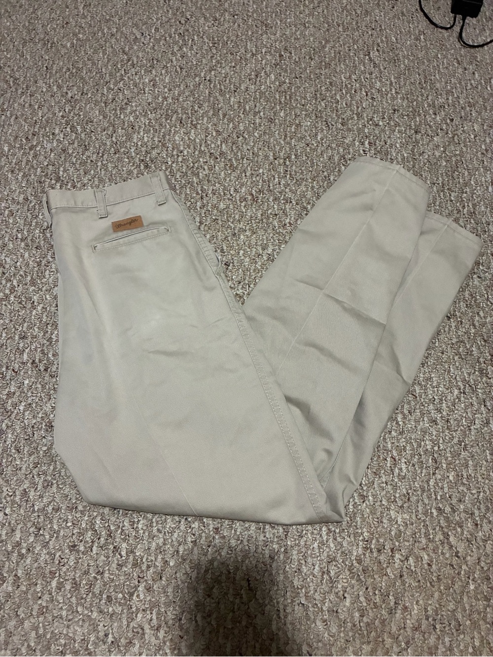 Wrangler Men’s Light Khaki Straight-Leg Chinos